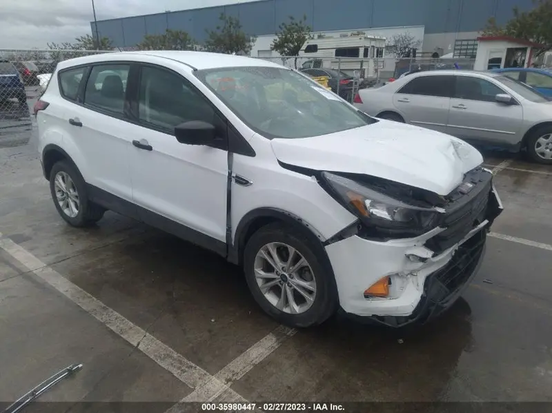Ford Escape 2019г.