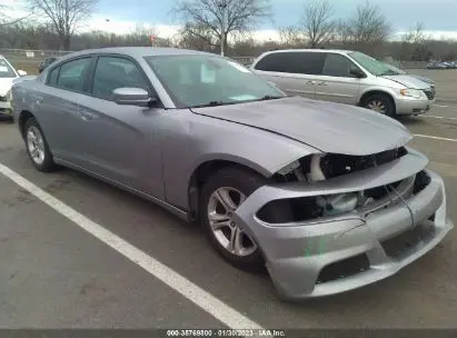 Dodge Charger 2015г.