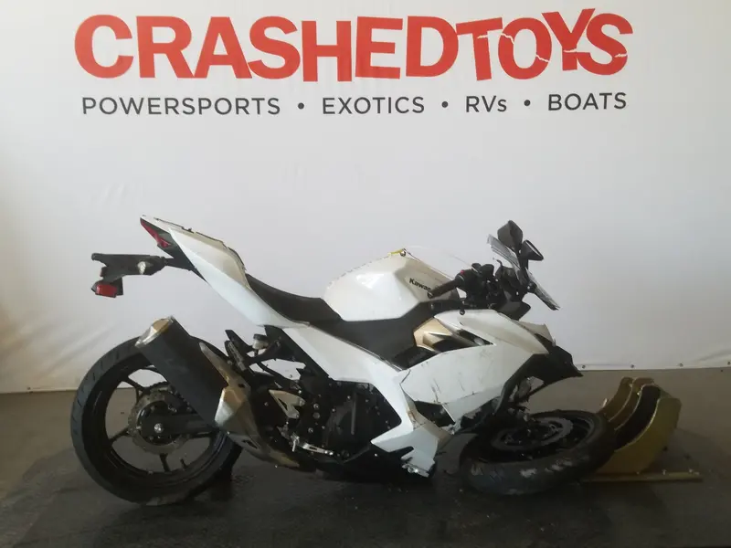 Kawasaki Ex400 2020г.