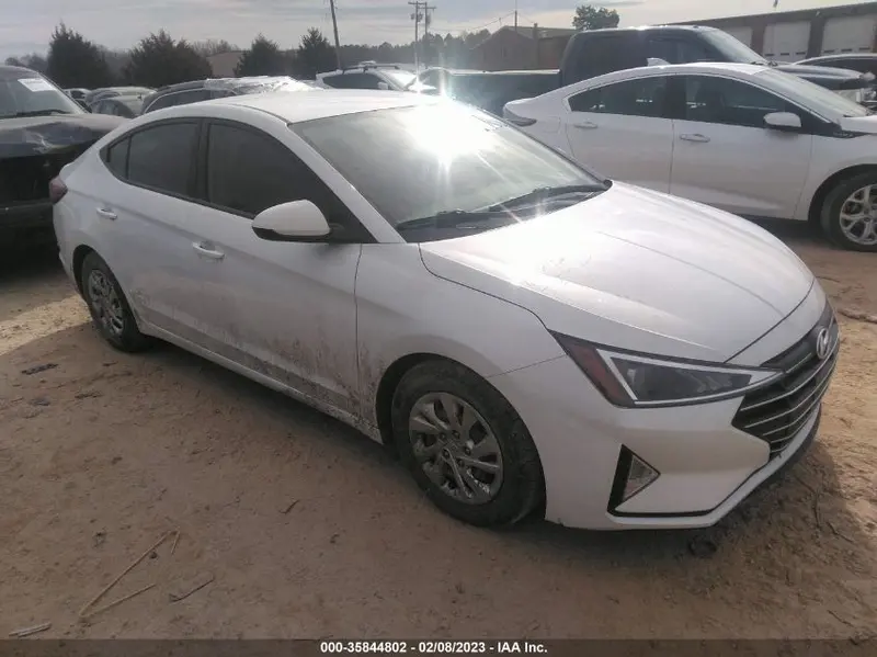 Hyundai Elantra 2019г.
