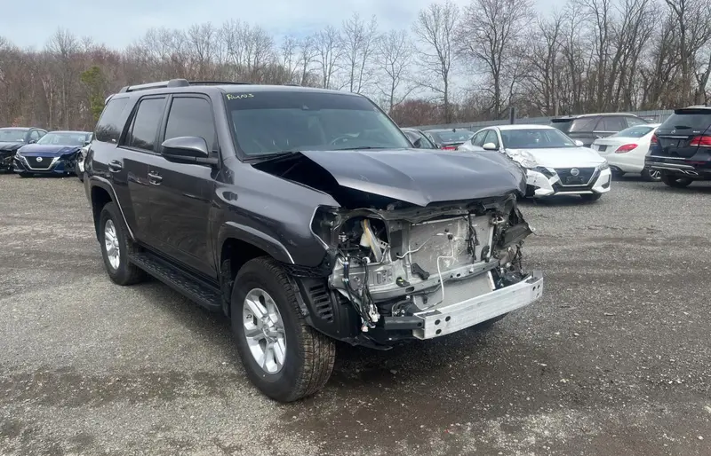 Toyota 4Runner 2021г.
