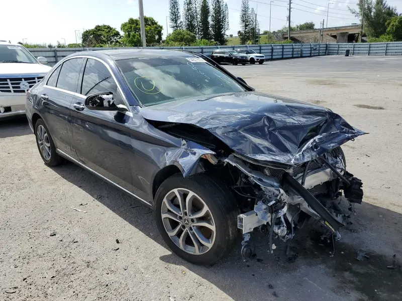 Mercedes-Benz C-Class 2018г.