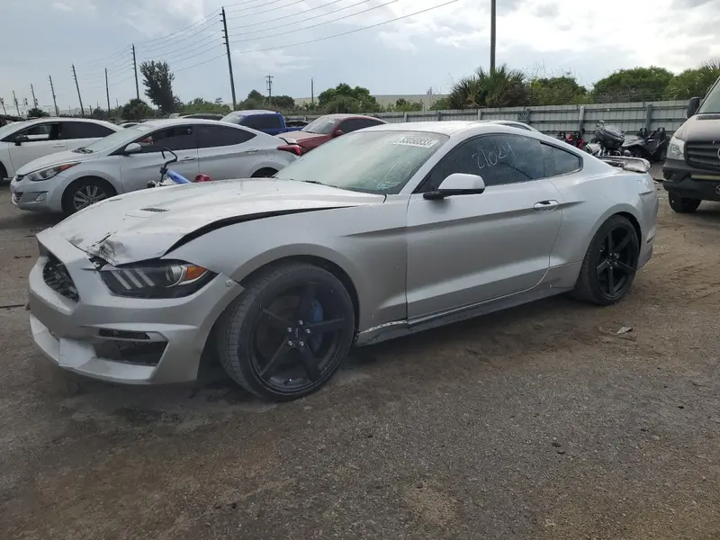 Ford Mustang 2019г.