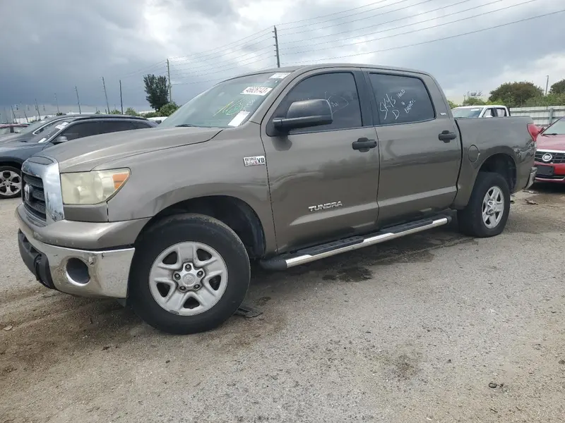 Toyota Tundra 2007г.