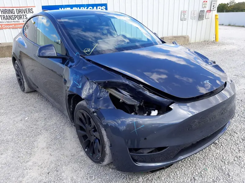 Tesla Model Y 2022г.
