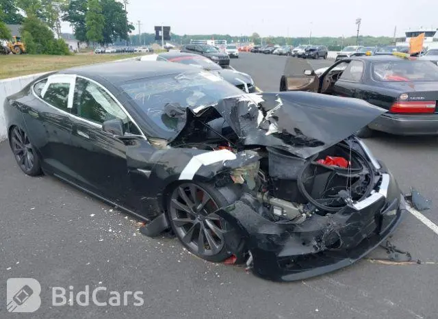 Tesla Model S 2020г.