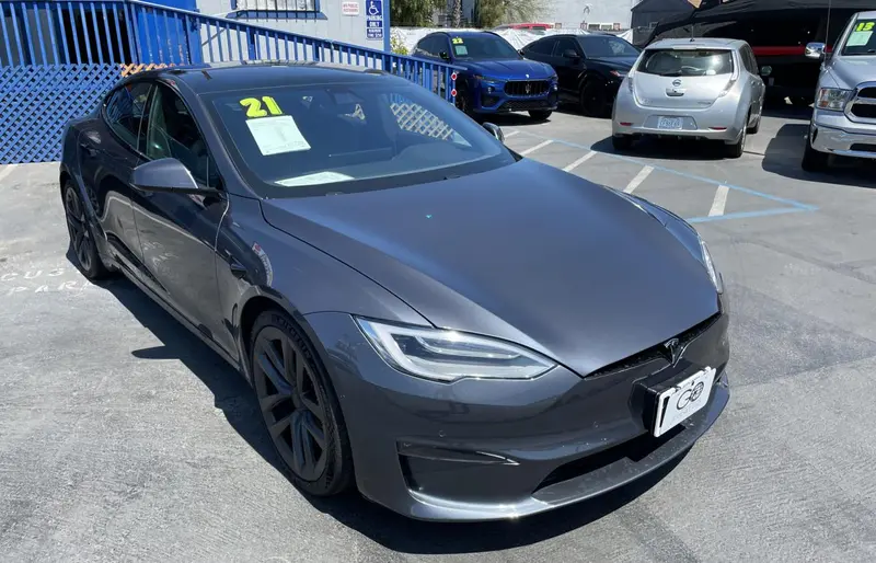 Tesla Model S 2021г.
