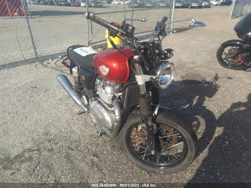 Royal Enfield INT 650 2022г.