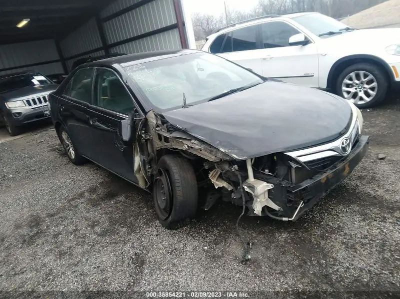 Toyota Camry 2013г.