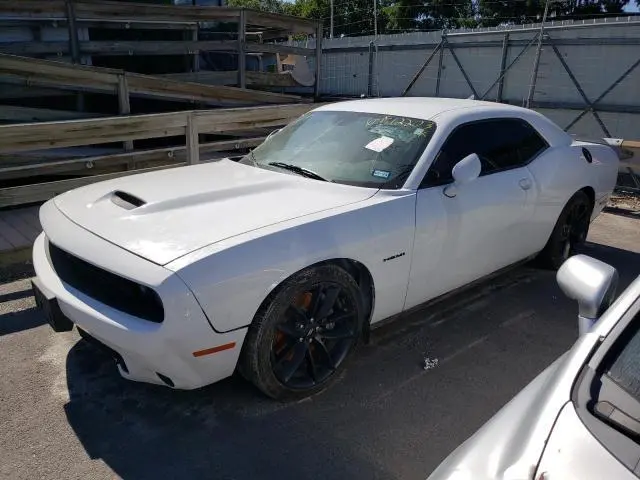 Dodge Challenger 2021г.