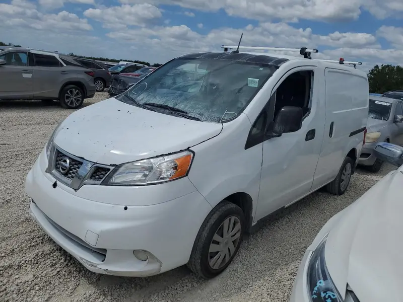 Nissan NV 200 2020г.