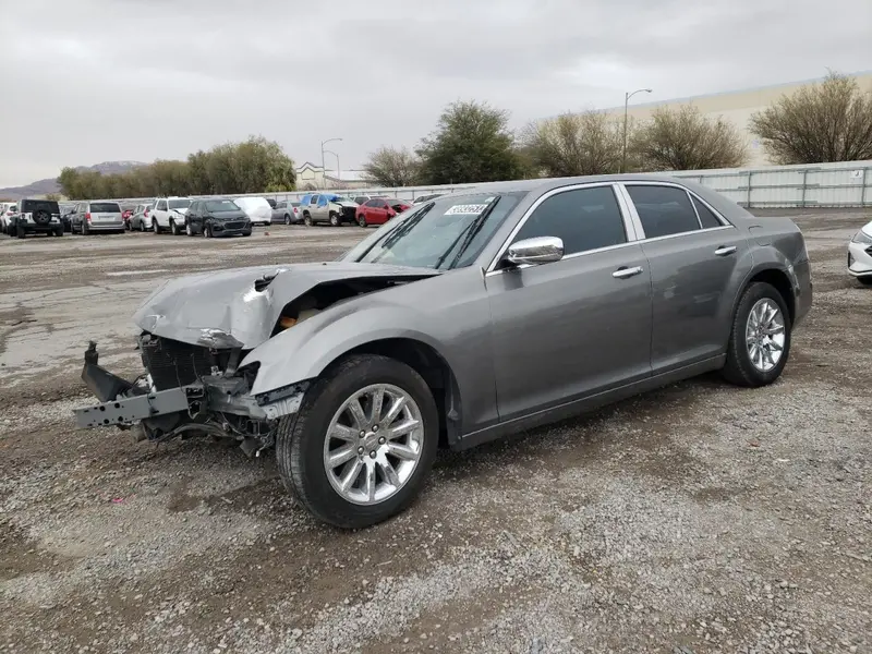 Chrysler 300 2011г.
