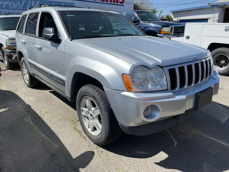 Jeep Grand Cherokee 2006г.