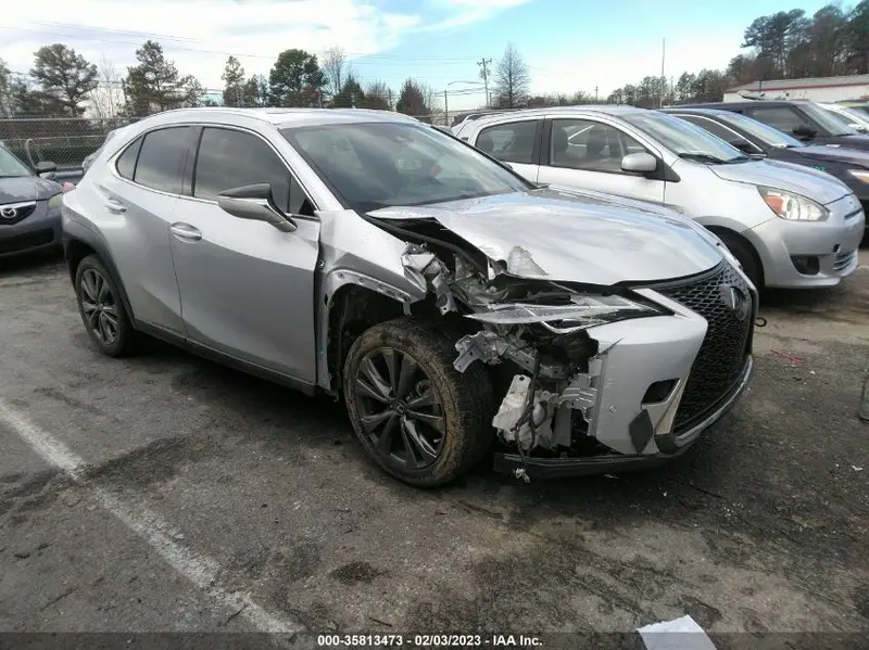 Lexus UX 200 2019г.