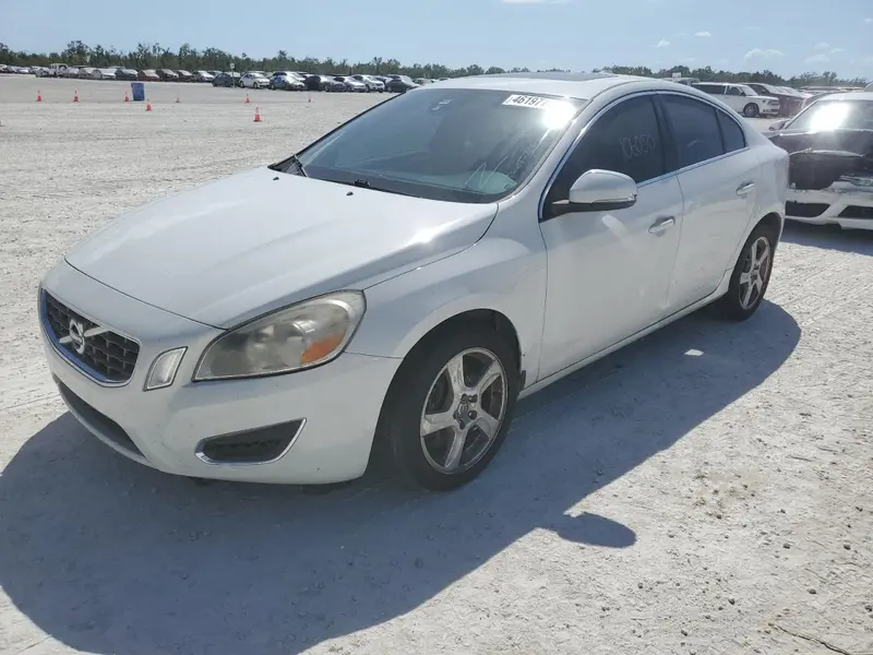 Volvo S60 2012г.
