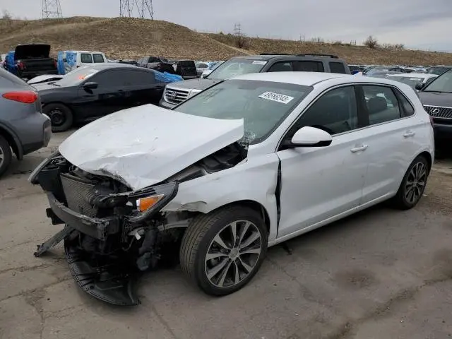 Hyundai Elantra 2019г.