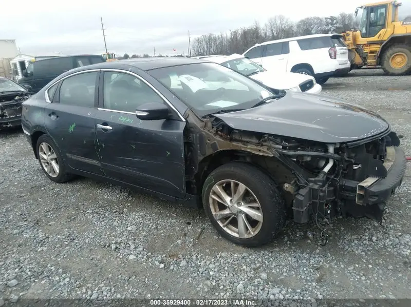 Nissan Altima 2013г.