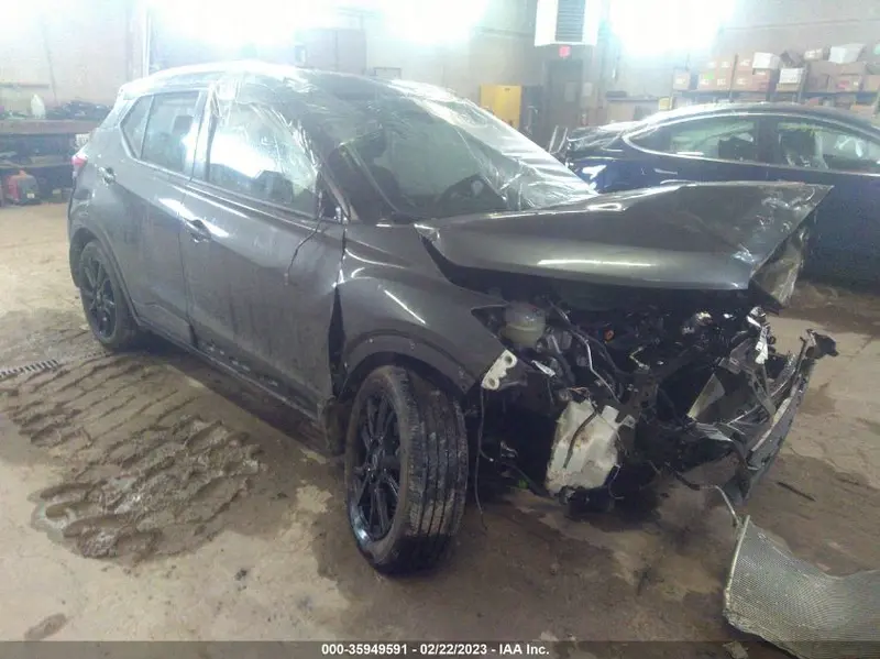 Nissan Kicks 2023г.