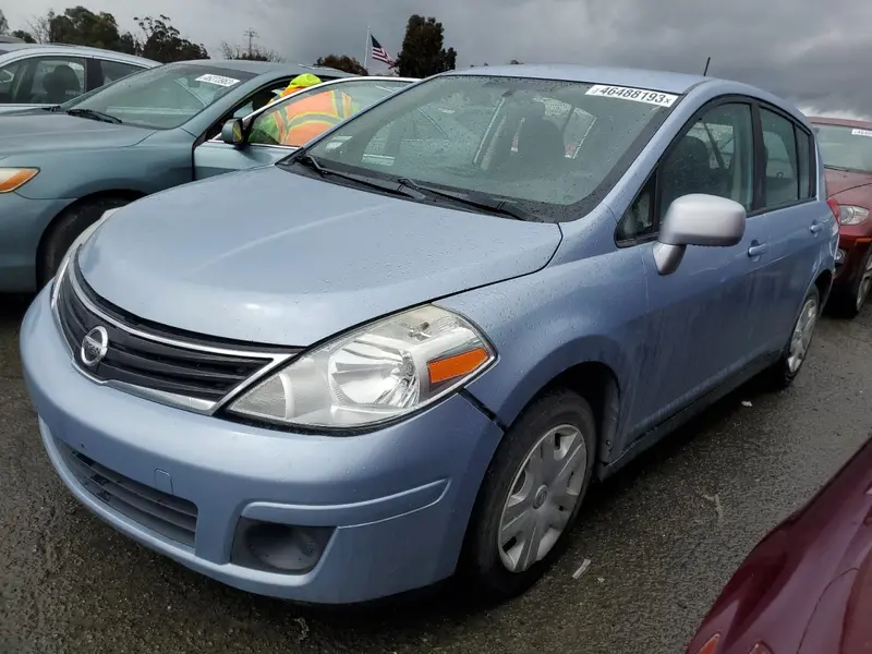 Nissan Versa 2011г.