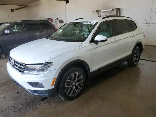 Volkswagen Tiguan 2020г.