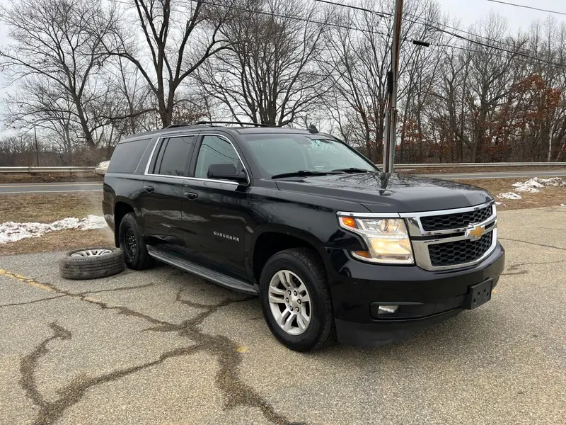 Chevrolet Suburban 2015г.