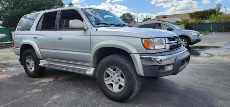 Toyota 4Runner 2001г.