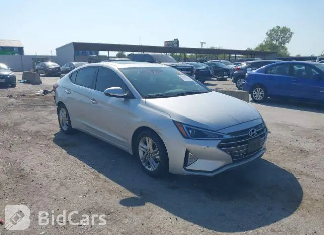 Hyundai Elantra 2019г.