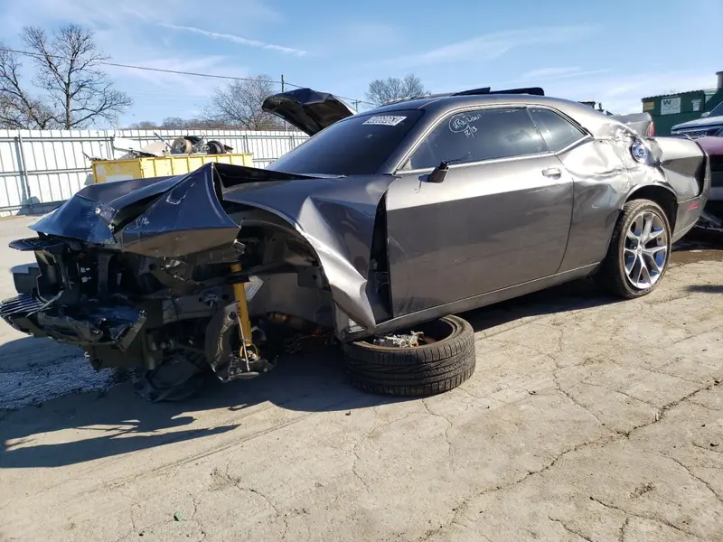 Dodge Challenger 2022г.