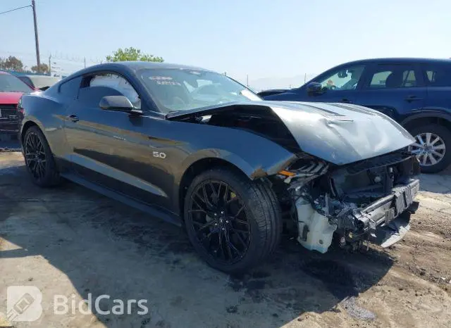 Ford Mustang 2019г.