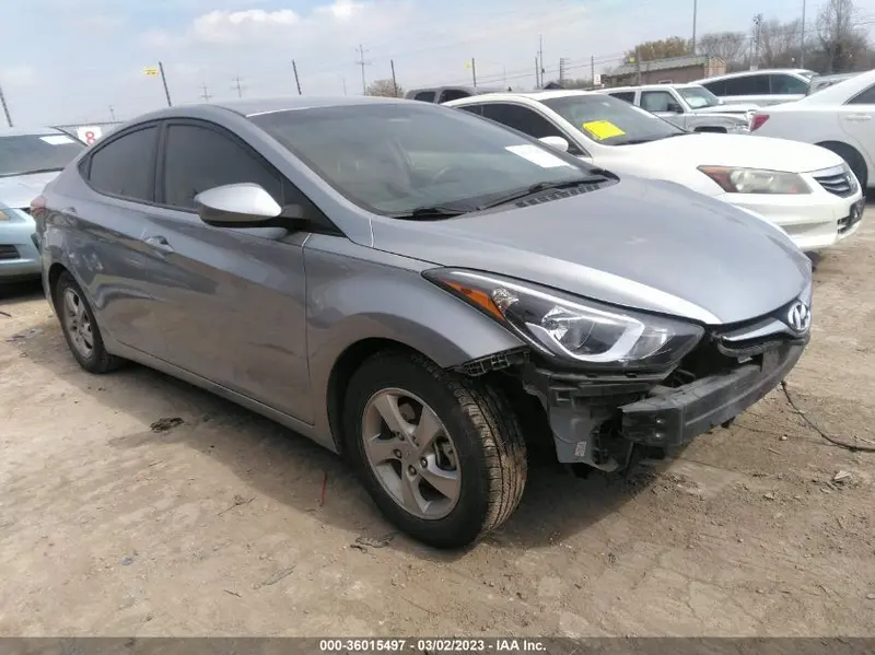 Hyundai Elantra 2015г.