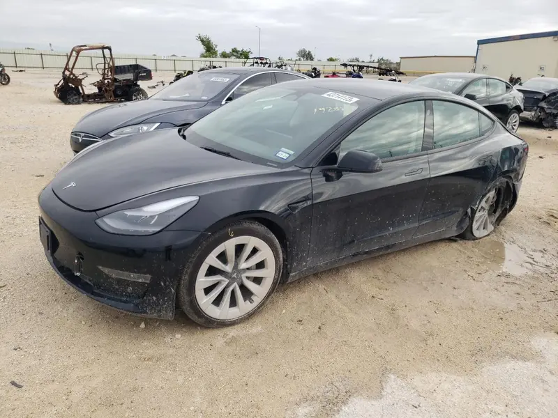 Tesla Model 3 2022г.