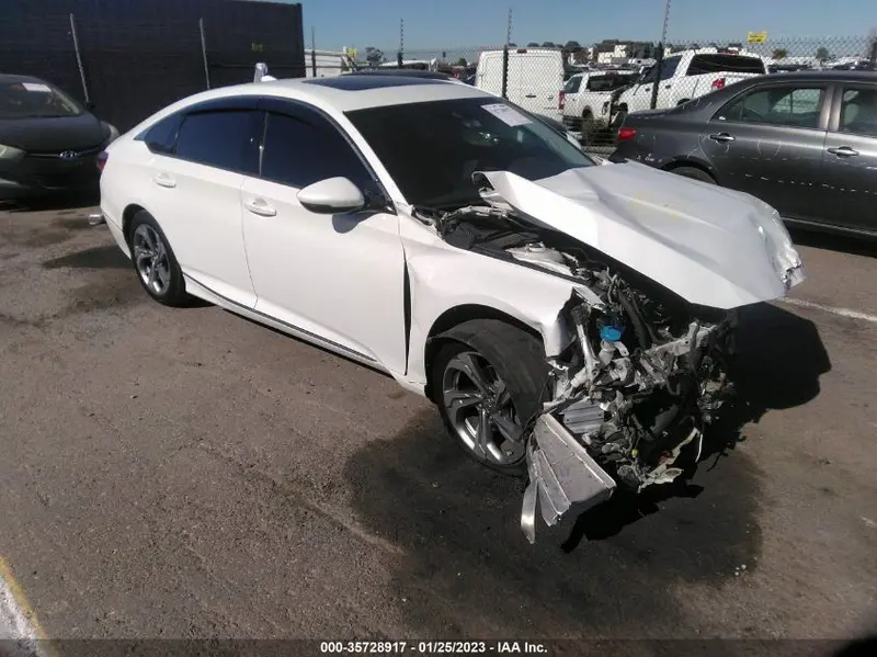 Honda Accord 2018г.