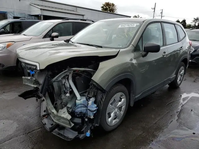 Subaru Forester 2021г.