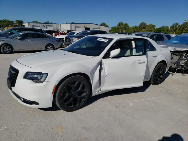 Chrysler 300 2019г.