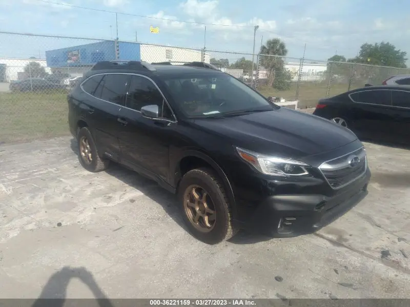 Subaru Outback 2021г.