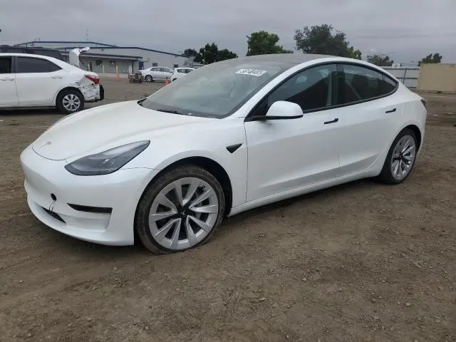 Tesla MODEL 3 2022г.