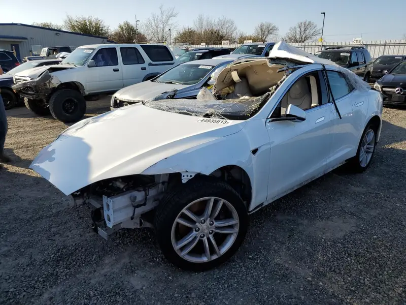Tesla Model S 2014г.