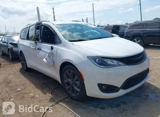 Chrysler Pacifica 2019г.