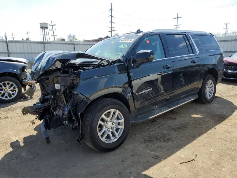 Chevrolet Suburban 2023г.