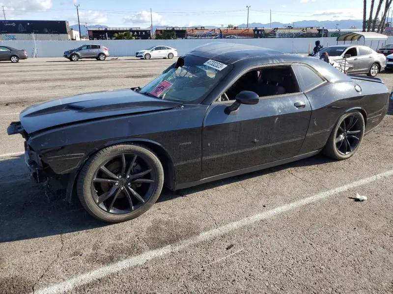 Dodge Challenger 2016г.