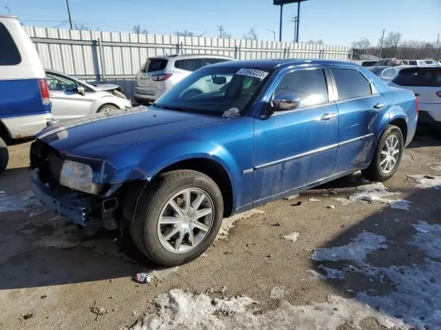 Chrysler 300 2010г.
