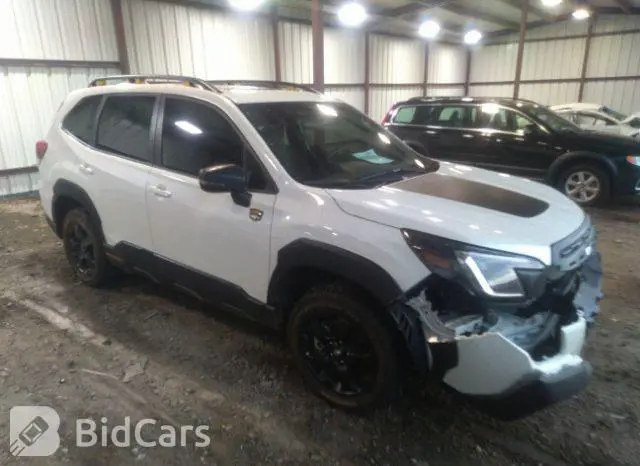 Subaru Forester 2023г.