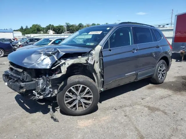 Volkswagen Tiguan 2020г.