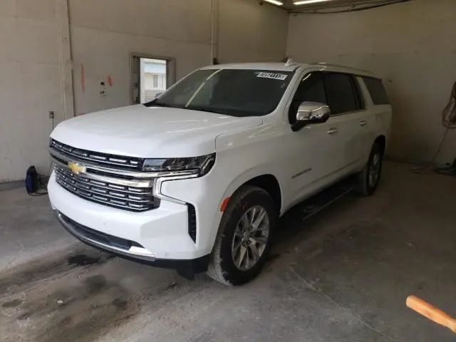 Chevrolet Suburban 2023г.