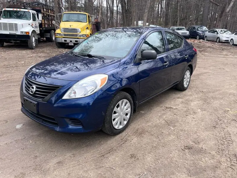 Nissan Versa 2014г.