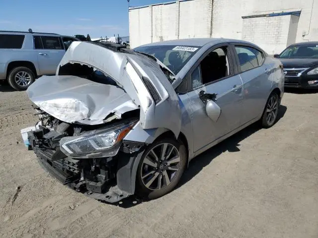Nissan Versa 2020г.