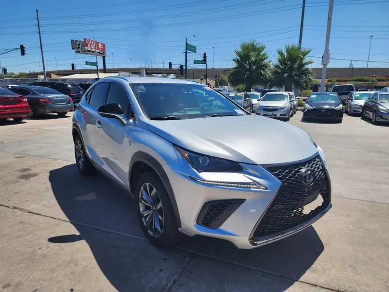Lexus NX 2019г.