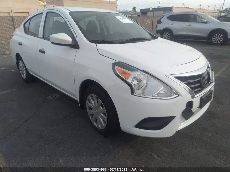 Nissan Versa 2019г.