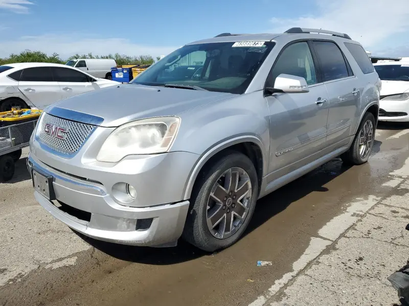 GMC Acadia 2011г.