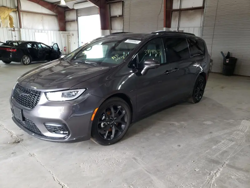 Chrysler Pacifica 2022г.